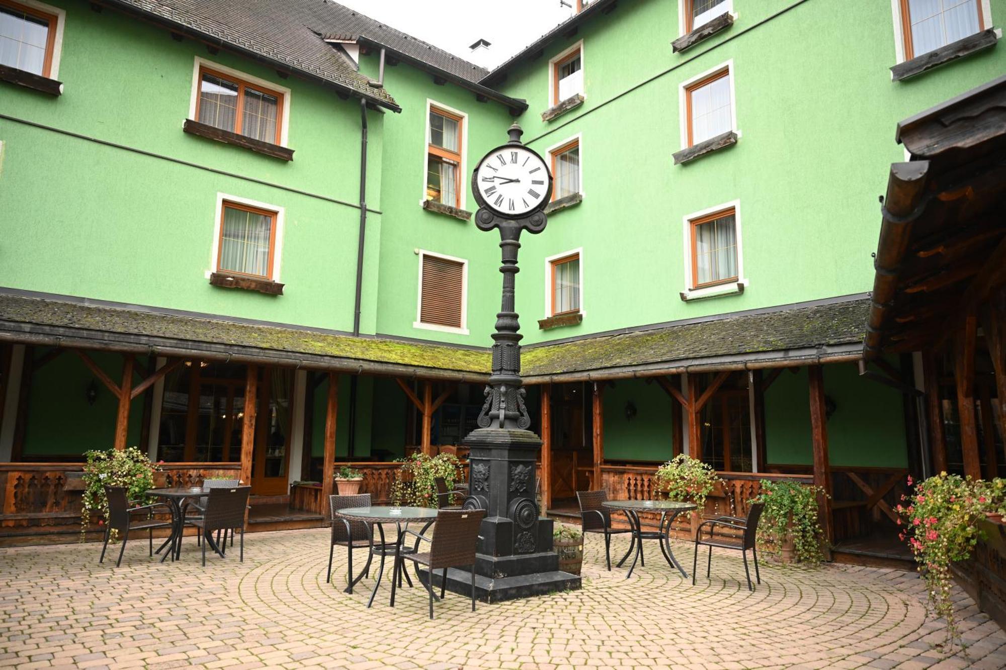 Mercure Sighisoara Binderbubi Hotel & Spa Exterior foto